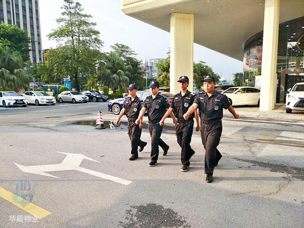 巡逻保安夜间如何识别可疑车辆